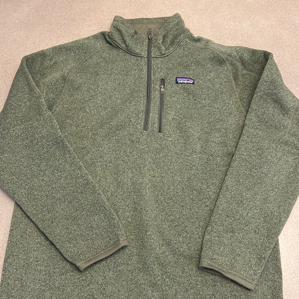 Green Patagonia quarter zip fleece